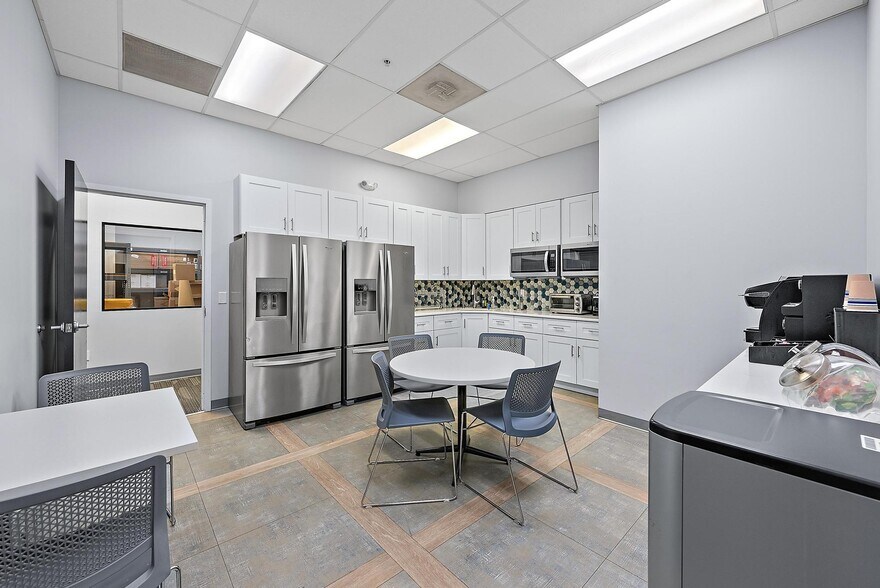 More Photos Of 1838 Park Ln S, Jupiter Warehouse For Sale
