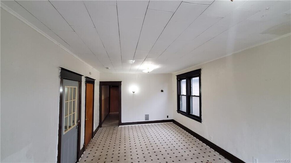 More Photos Of 76 Block St, Buffalo Apartments For Sale