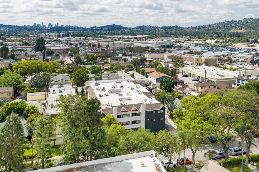 More Photos Of 420 W Windsor Rd, Glendale Apartments For Sale