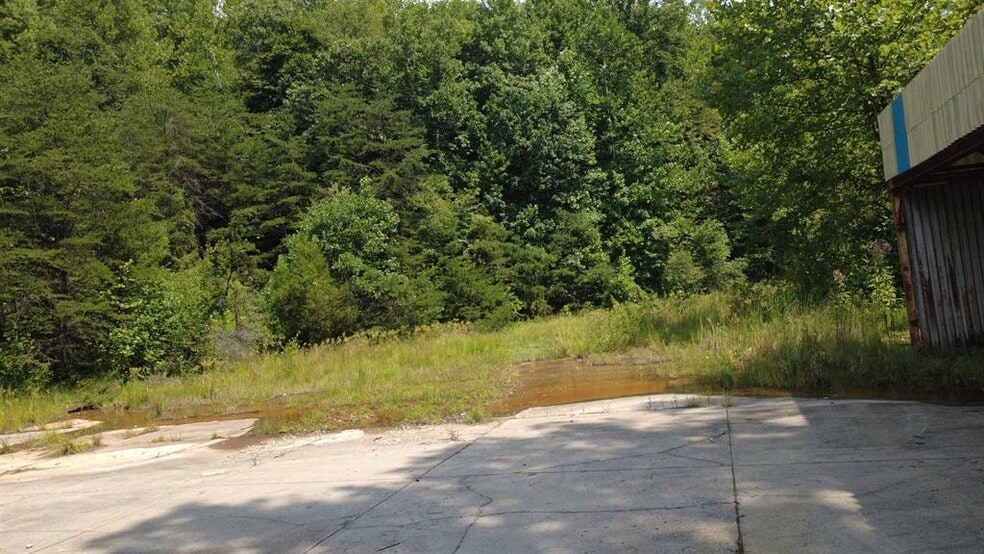 More Photos Of 1626 Manilla Creek Rd, Poca Warehouse For Sale