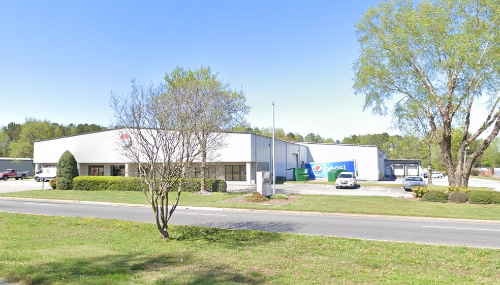 Primary Photo Of 925 Cavalier Blvd, Chesapeake Distribution For Lease