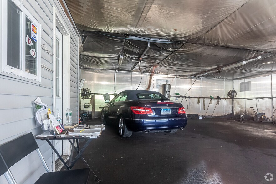 More Photos Of 6 Corporate Dr, Shelton Office For Lease