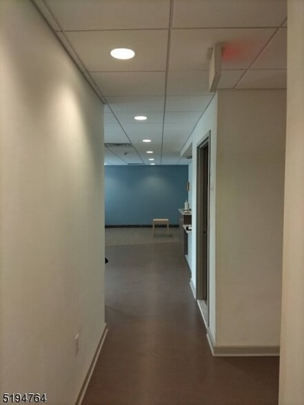 More Photos Of 250 Old New Brunswick Rd, Piscataway Unknown For Lease