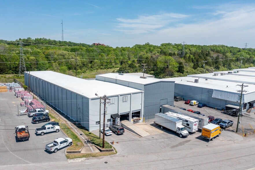 More Photos Of 3310-3422 Ambrose Ave, Nashville Unknown For Lease