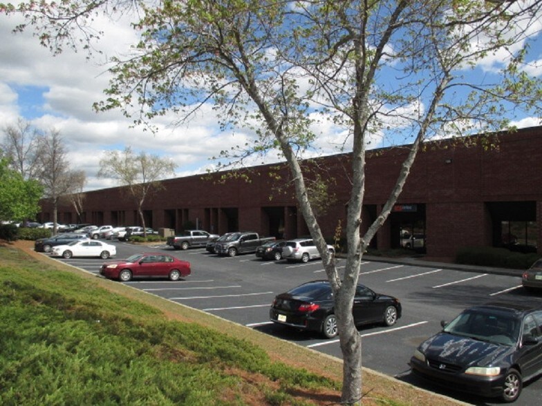 More Photos Of 675 Progress Center Ave, Lawrenceville Warehouse For Lease