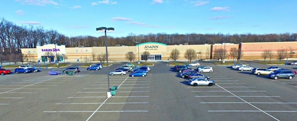 More Photos Of 3737 Carpenter Rd, Ypsilanti Freestanding For Lease