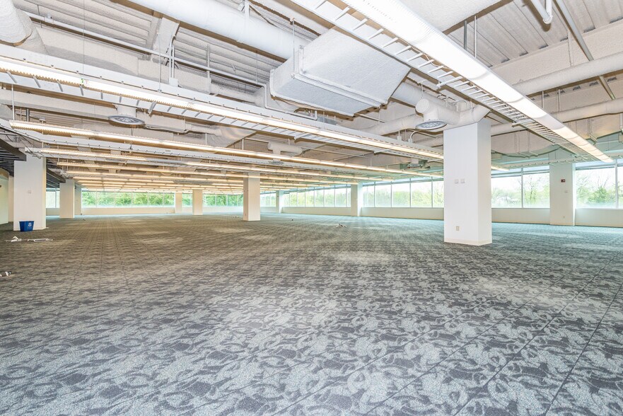More Photos Of 1467 Rt 31 S, Annandale Office For Sale