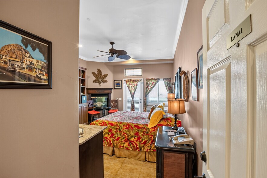 More Photos Of 95 S Ocean Ave, Cayucos Hospitality For Sale