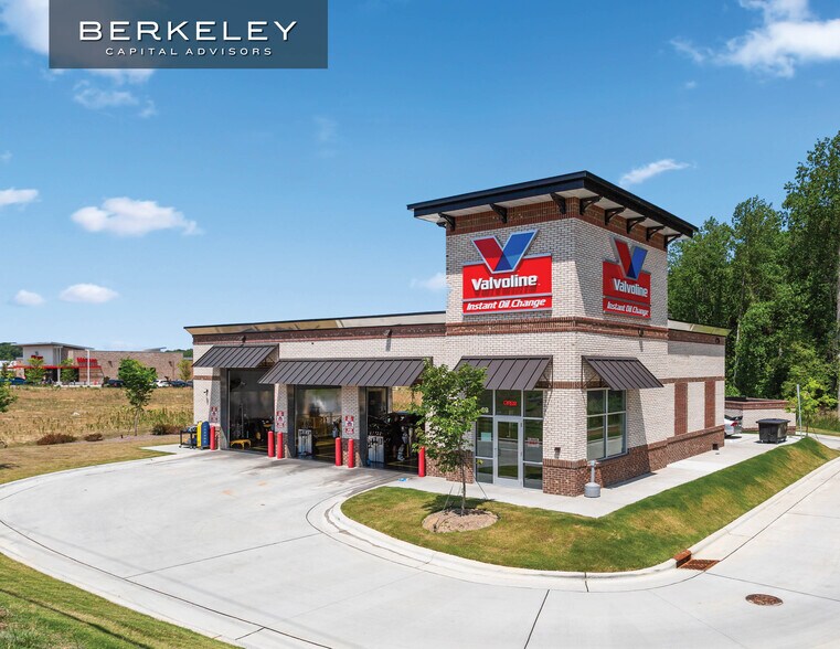 Primary Photo Of 68 Masonboro dr, Garner General Retail For Sale