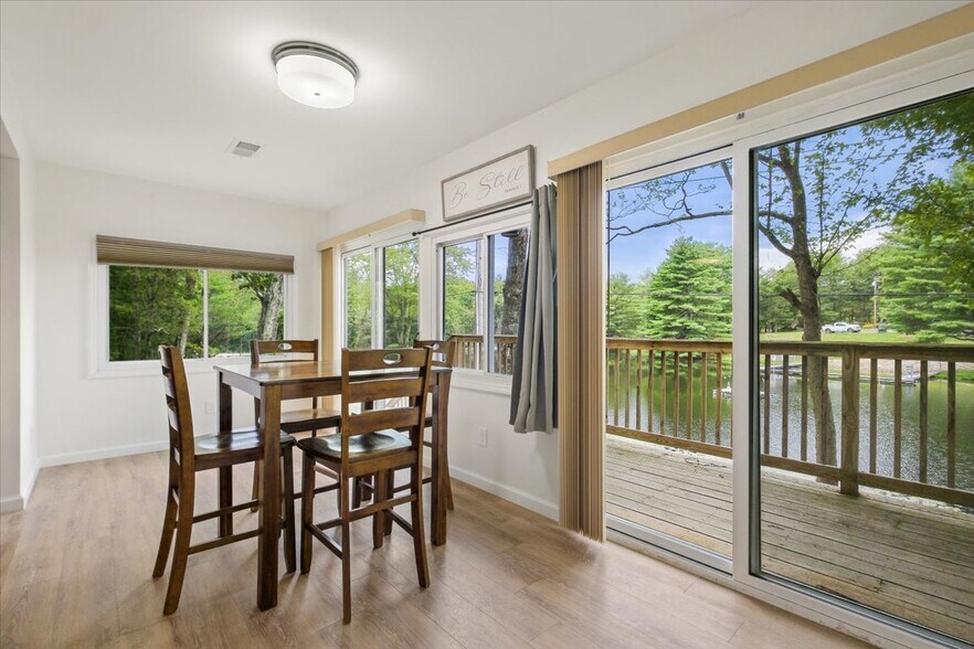 More Photos Of 64 White Dr, Milan Specialty For Sale