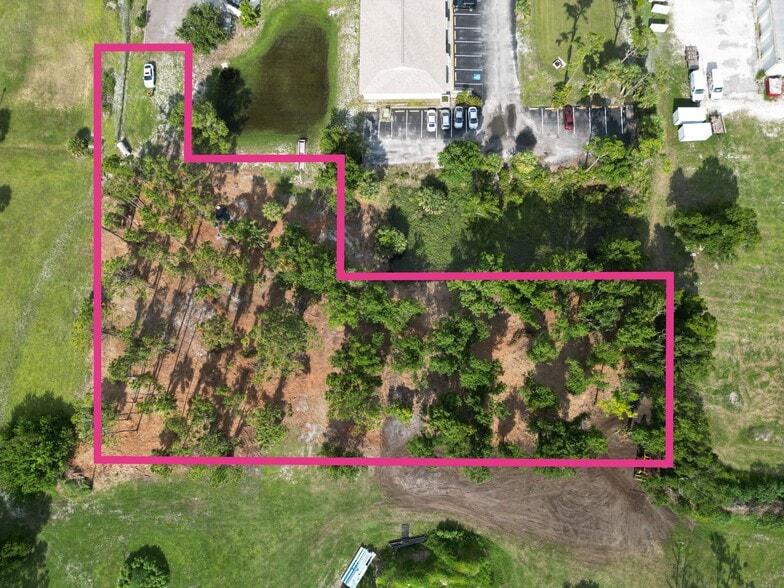 More Photos Of 402 Indiana Ave, Englewood Land For Sale