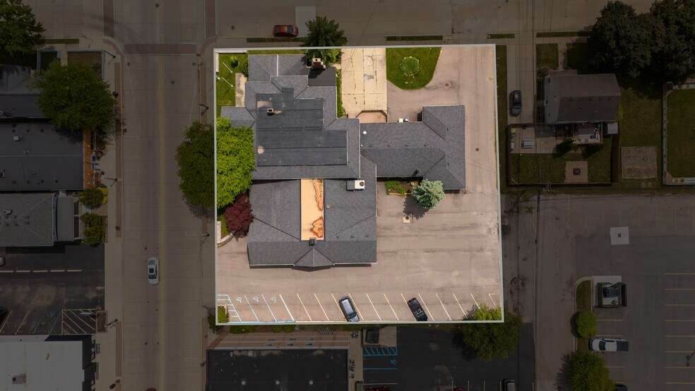 More Photos Of 209 N Main St, Belleville Medical For Sale