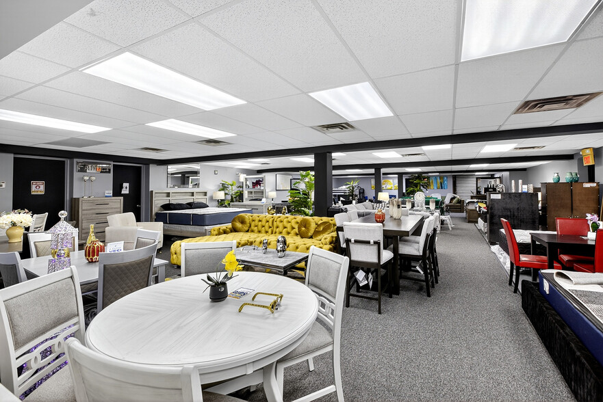 More Photos Of 482 Rt-38, Maple Shade Township Freestanding For Sale