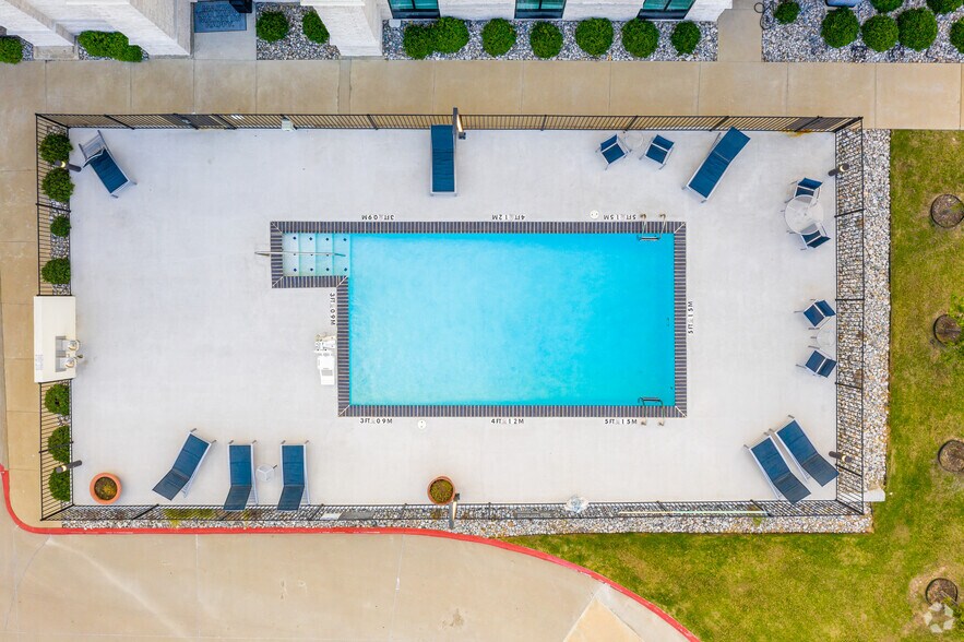 More Photos Of 2250 N Glenville Dr, Richardson Hotel For Sale