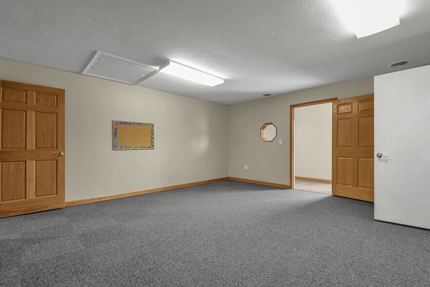More Photos Of 2598 E Smiley Ave, Shelby Religious Facility For Sale
