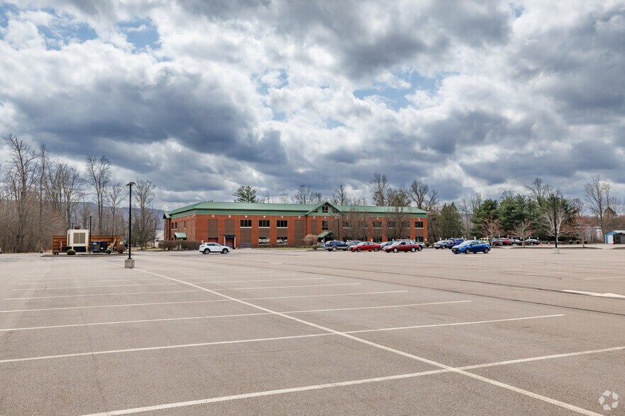 More Photos Of 325 Daniel Zenker Dr, Big Flats Office For Lease