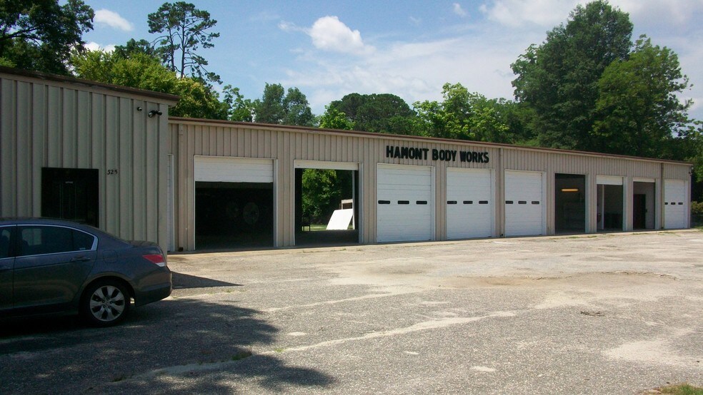 More Photos Of 325 Cumberland St, Fayetteville Auto Repair For Sale