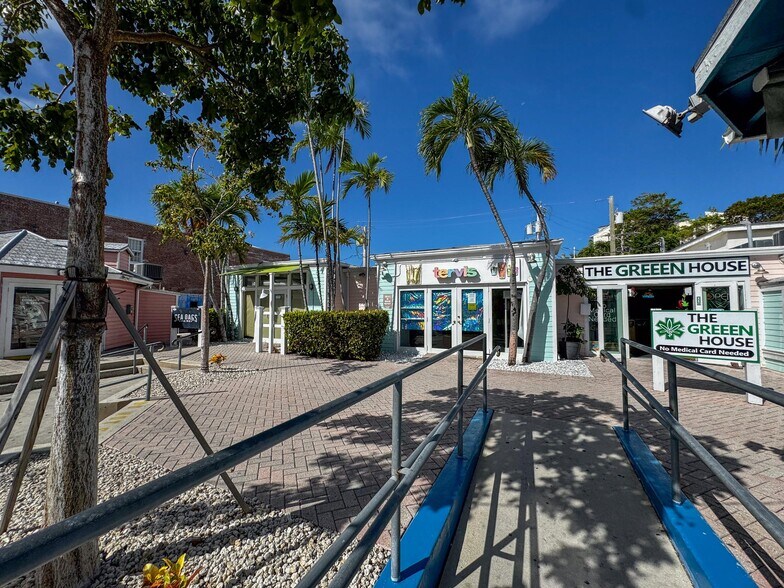 More Photos Of 431 Front St, Key West Freestanding For Lease
