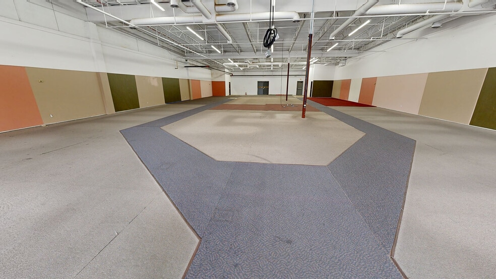 More Photos Of 3211-3231 Coors Blvd SW, Albuquerque Unknown For Lease