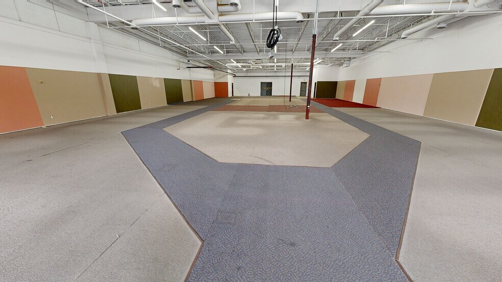 More Photos Of 3211-3231 Coors Blvd SW, Albuquerque Unknown For Lease