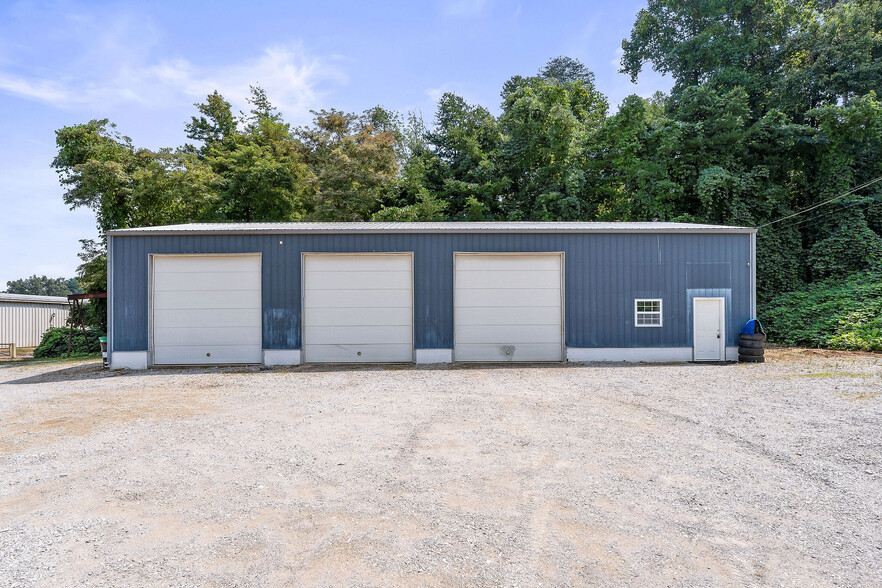 Primary Photo Of 209 Mountain Rd, Livingston Self Storage For Sale