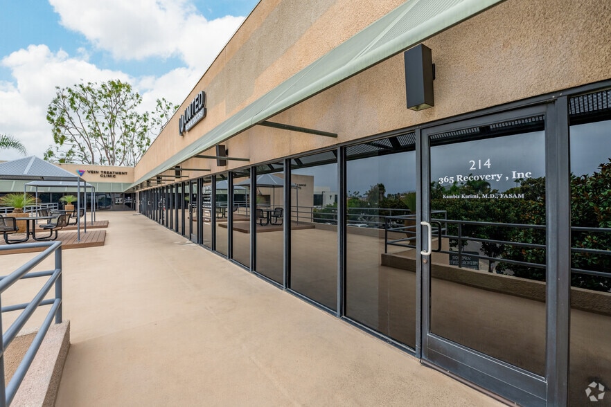 More Photos Of 1525 Superior Ave, Newport Beach Medical For Lease