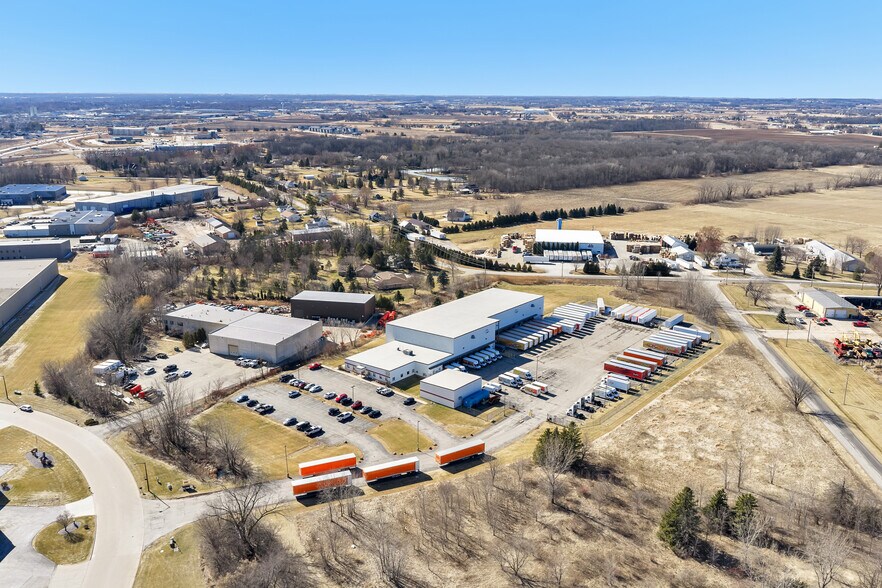 More Photos Of 2350-2400 Northridge Dr, Kaukauna Manufacturing For Sale