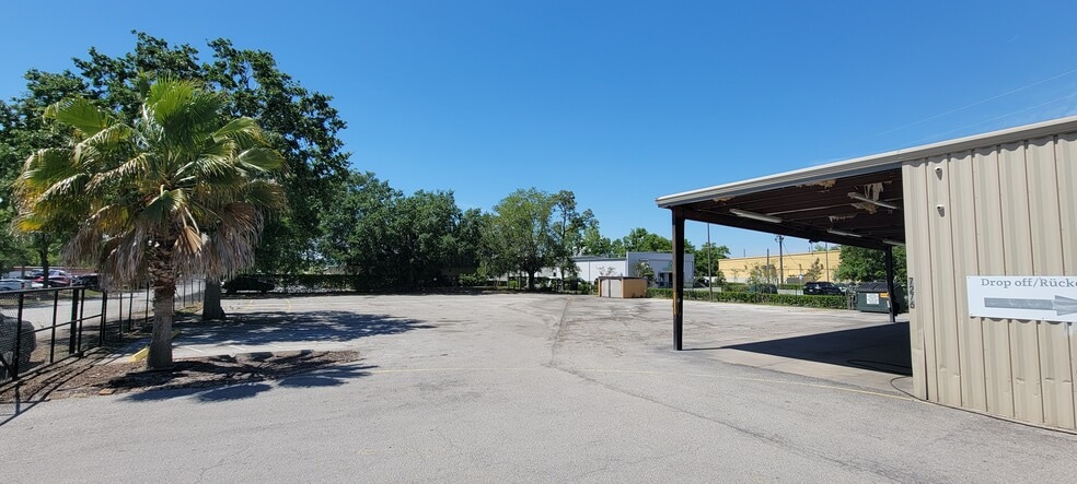 More Photos Of 7276 Narcoossee Rd, Orlando General Retail For Sale