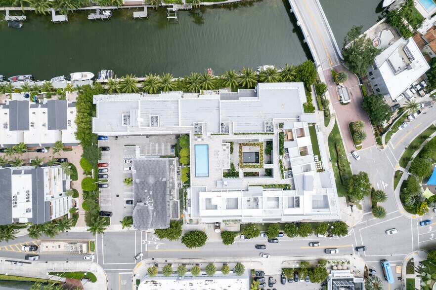 More Photos Of 1201 20th St, Miami Beach Apartments For Lease