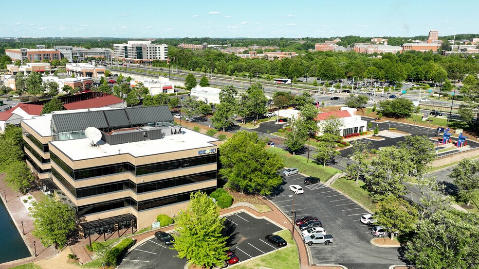 More Photos Of 8801 JM Keynes Dr, Charlotte Office For Lease