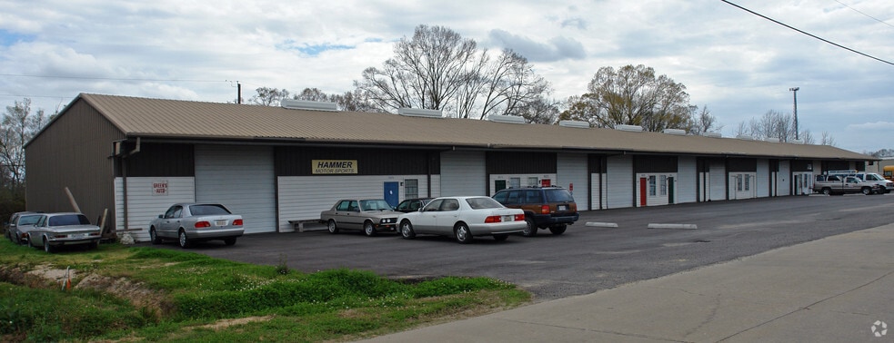Primary Photo Of 9027 Castille Rd, Baton Rouge Warehouse For Lease