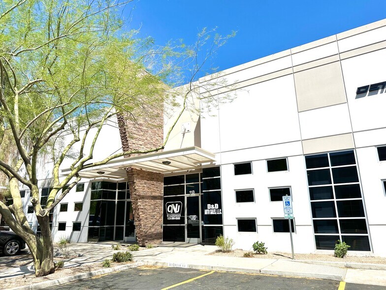 More Photos Of 2222 W Parkside Ln, Phoenix Light Manufacturing For Sale