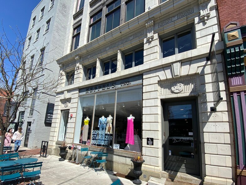 More Photos Of 325 N Queen St, Lancaster Apartments For Lease