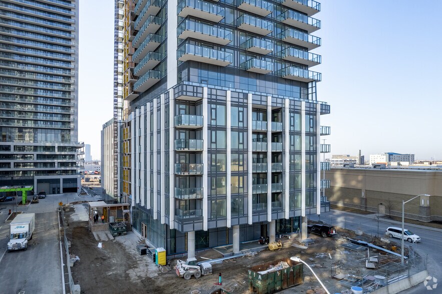 More Photos Of 8962 Jane St, Concord Apartments For Lease