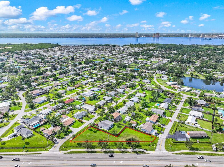 More Photos Of 1407 Lincoln Ave, North Fort Myers Land For Sale