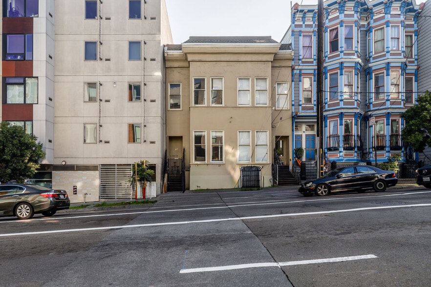 Primary Photo Of 305 Oak St, San Francisco Multifamily For Sale