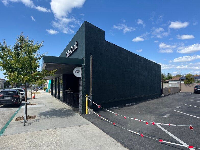 More Photos Of 4374 Atlantic Ave, Long Beach Storefront For Lease