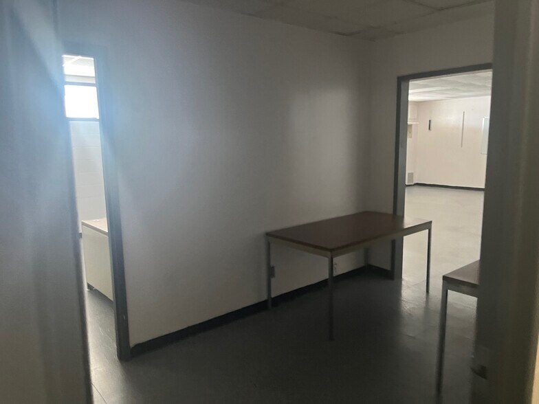 More Photos Of 715-719 SE 59th St, Oklahoma City Office For Lease