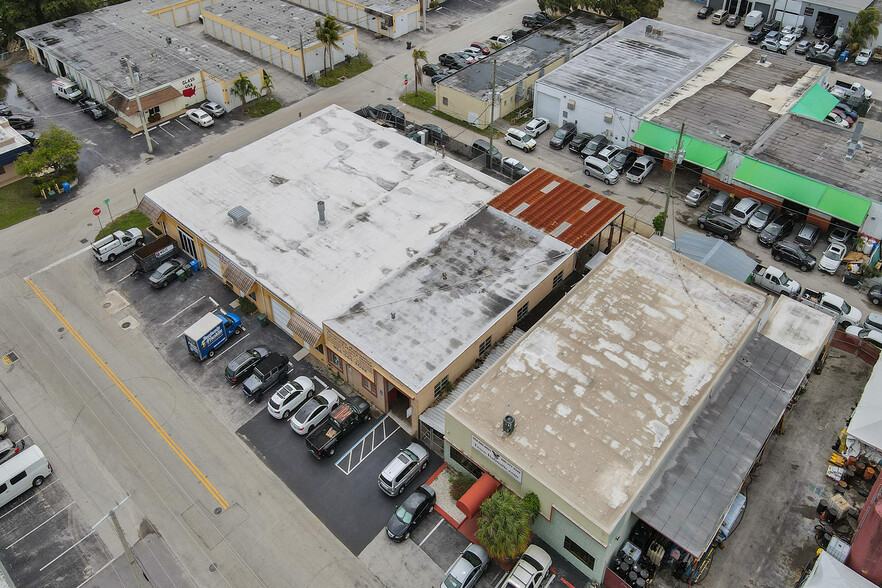 More Photos Of 1040 NE 44th St, Oakland Park Auto Repair For Sale