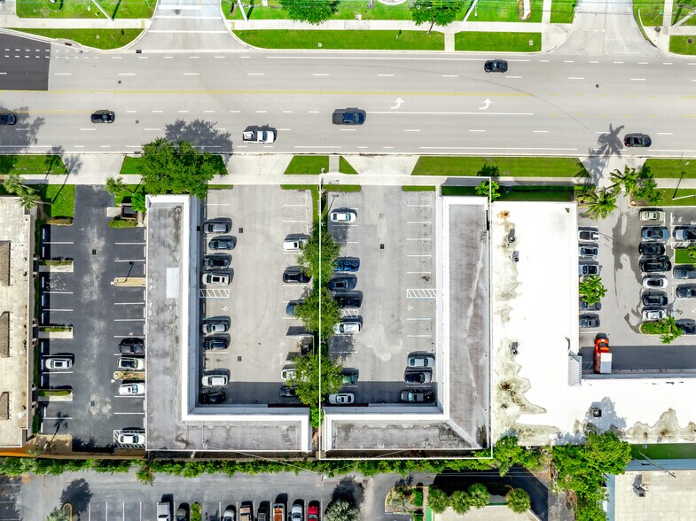 More Photos Of 1446 NW Boca Raton Blvd, Boca Raton Office For Lease