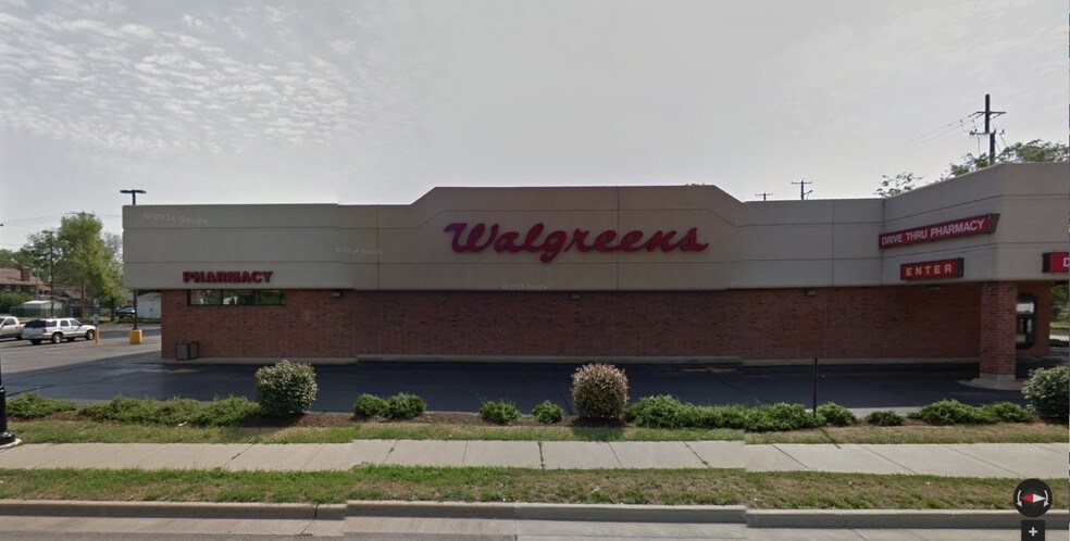 More Photos Of 1602 Kishwaukee St, Rockford Freestanding For Lease