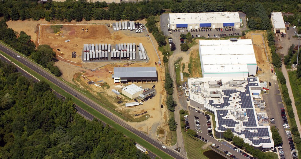 More Photos Of 2382 US Highway 130, Dayton Truck Terminal For Lease