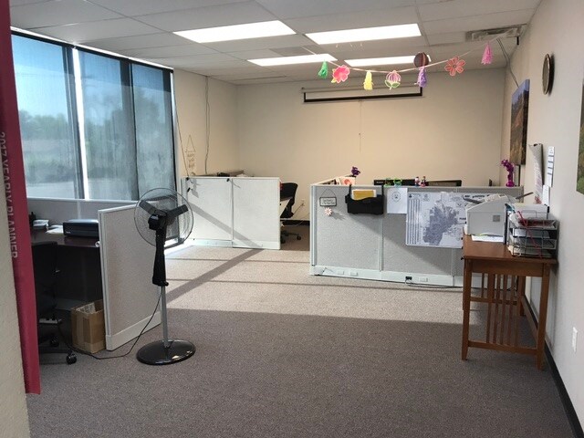 More Photos Of 2437-2443 S Prairie Ave, Pueblo Office For Sale