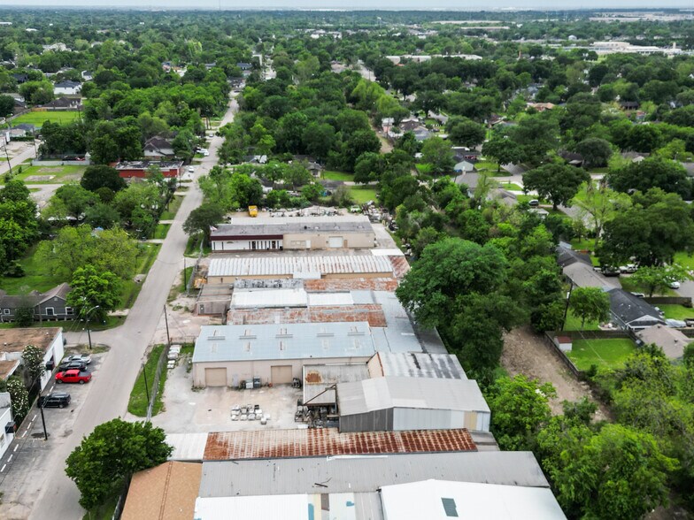 More Photos Of 6302 Saint Augustine St, Houston Manufacturing For Lease