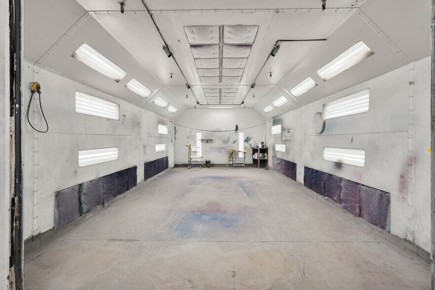 More Photos Of 245-251 24th St, Richmond Auto Repair For Sale