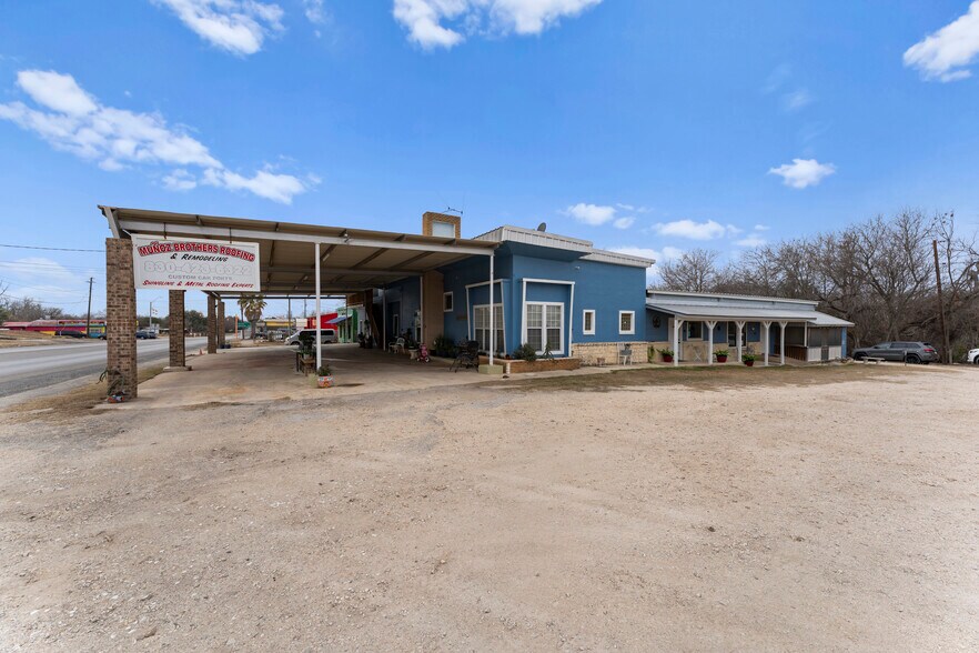 More Photos Of 1911 State Hwy 132, Natalia Multifamily For Sale