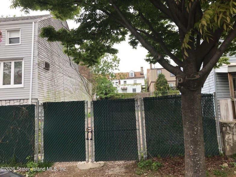 Primary Photo Of 102 Montgomery ave, Staten Island Land For Sale