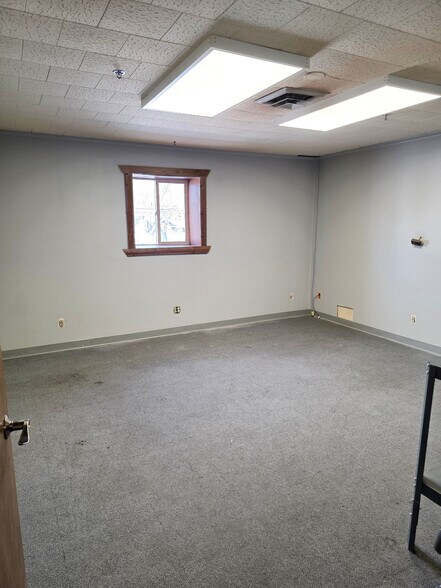 More Photos Of 350 N Dewey Ave, Reedsburg Industrial For Sale