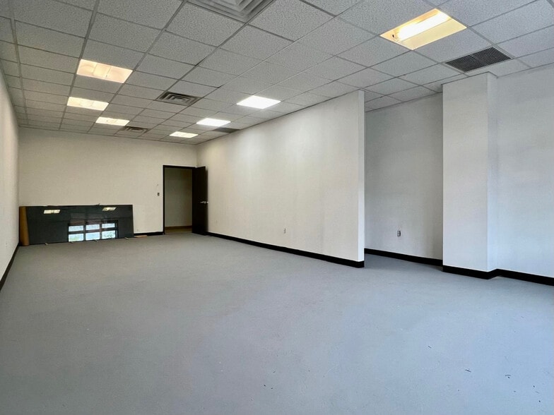More Photos Of 18-17 42nd St, Astoria Light Distribution For Lease