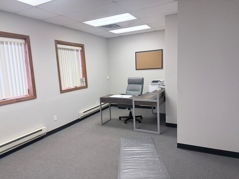More Photos Of 118 N State Route 1, Saint Anne Warehouse For Sale
